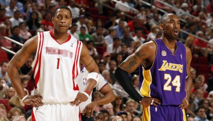 开云体育移动版-传奇门将的“铁血守门”瞬间，铁血传奇官网